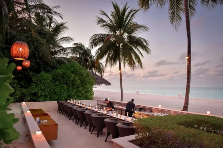 Conrad-Maldives-Rangali-Island_Koko-Grill_Dusk_2-1408x