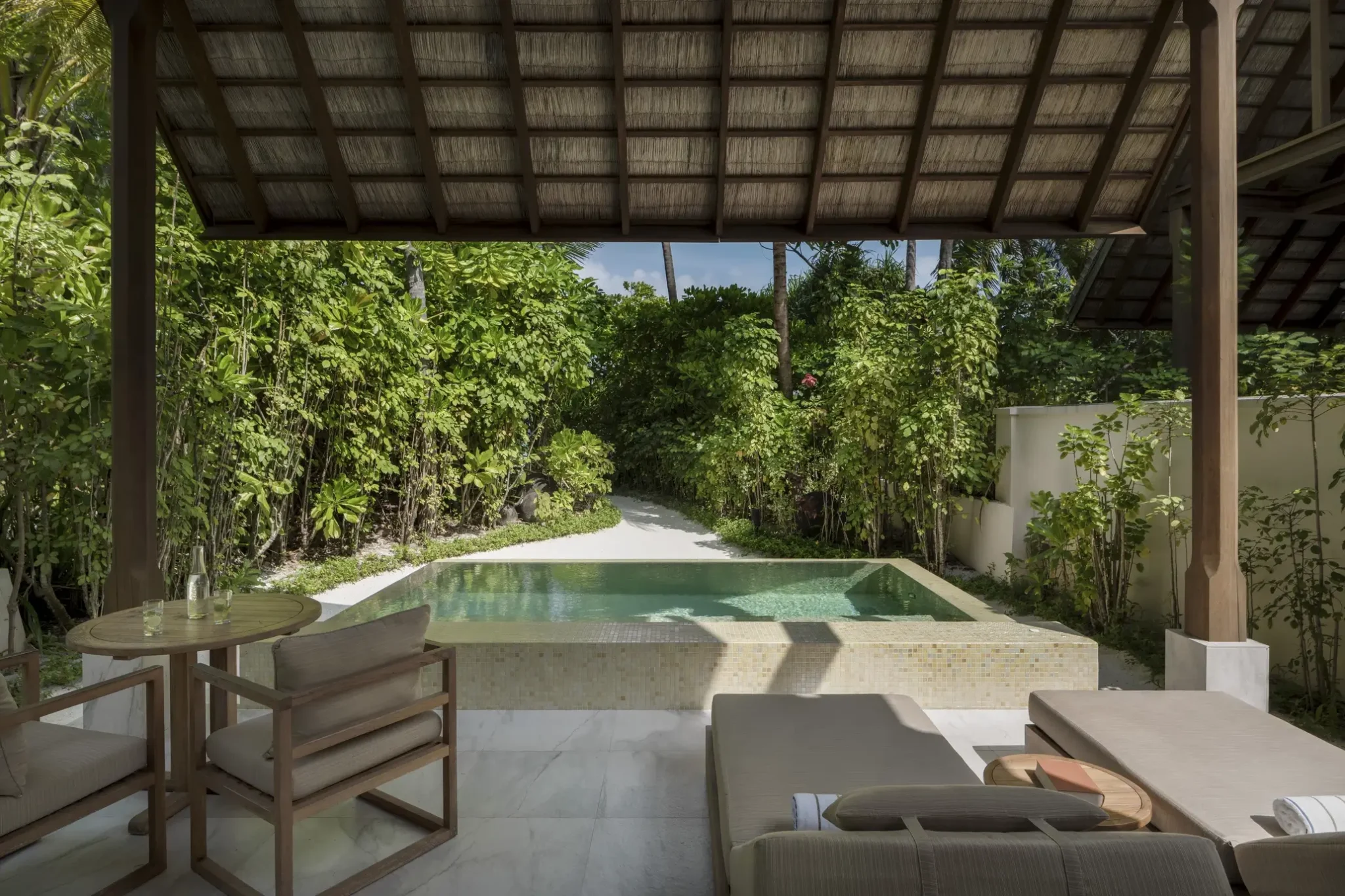 Deluxe Beach Villa with private pool