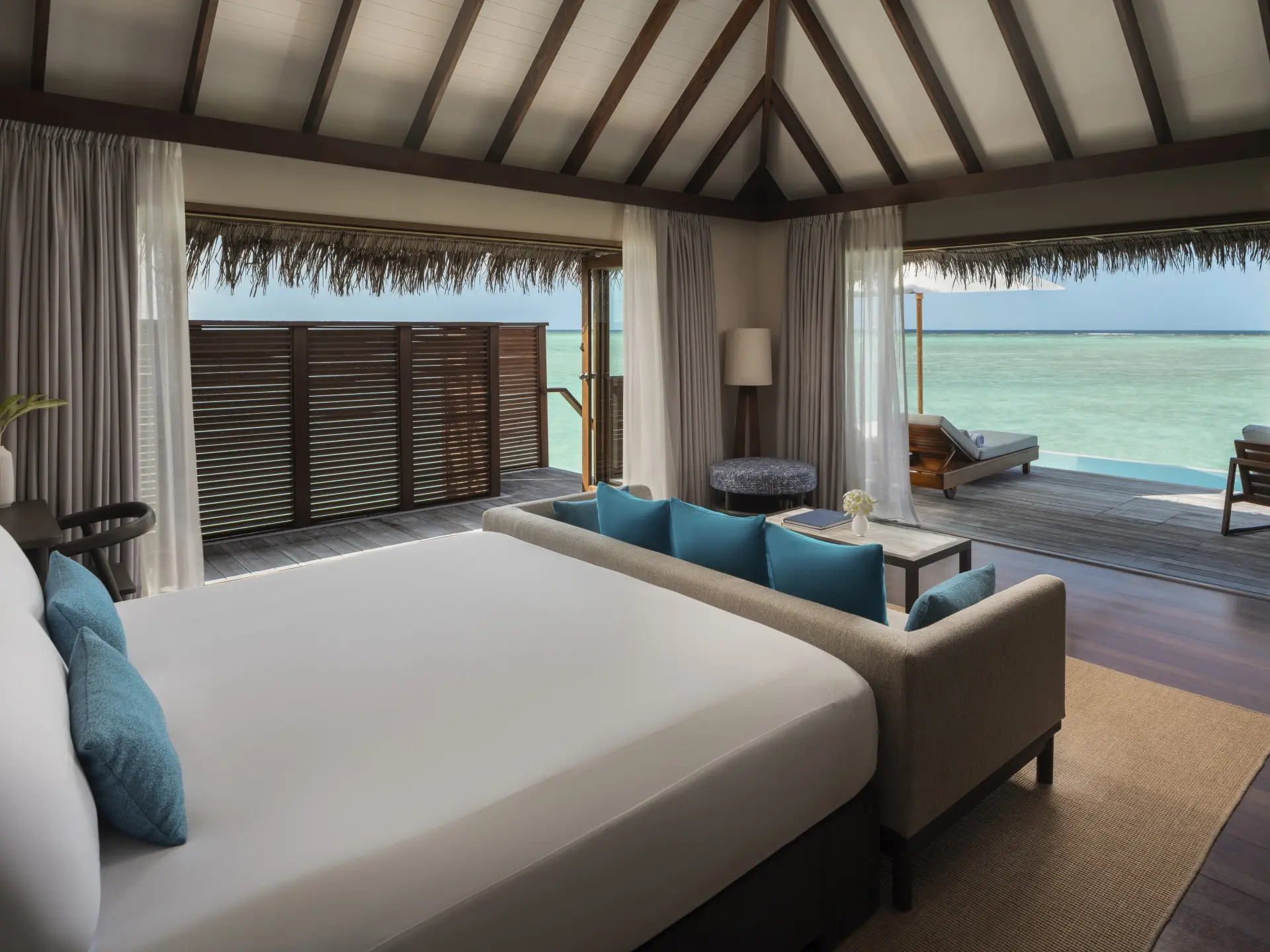 Deluxe Water Villa bedroom