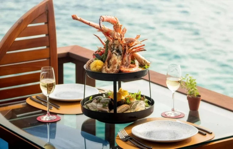 dine-sunsetgrill-4-2048x1314